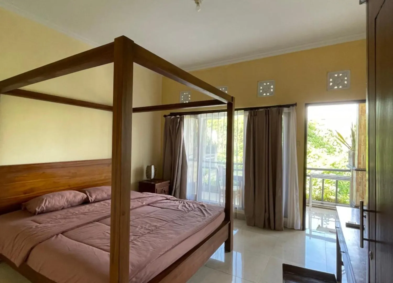 Casa De Cavin Guest House Ουμπούντ